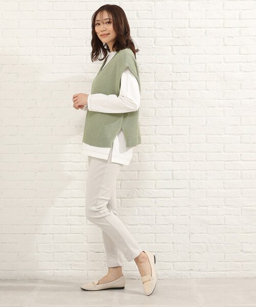 SHOO・LA・RUE（シューラルー）の「◆リネンライクざっくりベスト（ベスト・レディース・ライトグリーン/サンドベージュ/ホワイト系5/イエロー系2・00）」の10枚目の写真