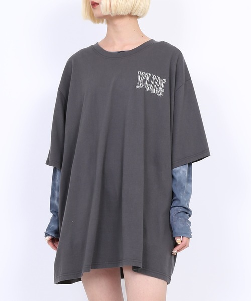 PUNYUS（プニュズ）の「モノクロGANGビッグＴシャツ（Tシャツ/カットソー・レディース・スミクロ/ホワイト・4/3）」の6枚目の写真