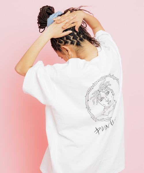 PUNYUS（プニュズ）の「モノクロGANGビッグＴシャツ（Tシャツ/カットソー・レディース・スミクロ/ホワイト・4/3）」の19枚目の写真