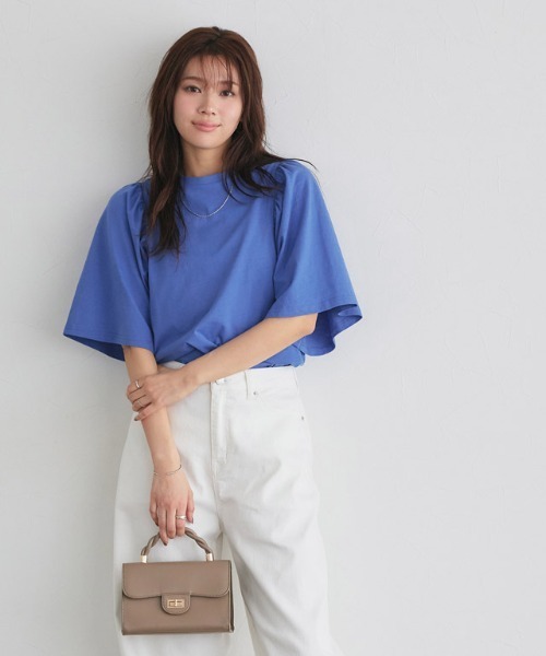 Pierrot（ピエロ）の「ギャザースリーブTシャツ（Tシャツ/カットソー・レディース・ブラック/オフホワイト/サンドベージュ/ラベンダー/ブルー系その他/イエロー系その他/オレンジ系その他/チャコール/テラコッタ/ブラウン/ネイビー/ブルー/グレー系その他/ライトピンク/ブルー系その他2・M/L）」の17枚目の写真