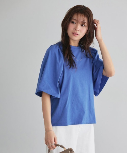 Pierrot（ピエロ）の「ギャザースリーブTシャツ（Tシャツ/カットソー・レディース・ブラック/オフホワイト/サンドベージュ/ラベンダー/ブルー系その他/イエロー系その他/オレンジ系その他/チャコール/テラコッタ/ブラウン/ネイビー/ブルー/グレー系その他/ライトピンク/ブルー系その他2・M/L）」の18枚目の写真