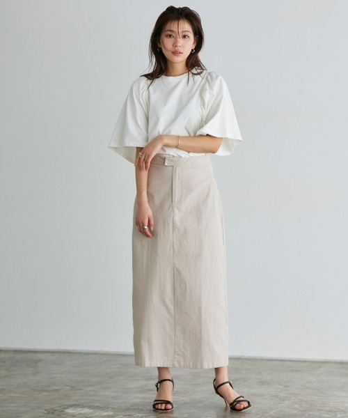 Pierrot（ピエロ）の「ギャザースリーブTシャツ（Tシャツ/カットソー・レディース・ブラック/オフホワイト/サンドベージュ/ラベンダー/ブルー系その他/イエロー系その他/オレンジ系その他/チャコール/テラコッタ/ブラウン/ネイビー/ブルー/グレー系その他/ライトピンク/ブルー系その他2・M/L）」の21枚目の写真