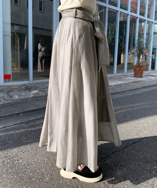 OLIVE des OLIVE(オリーブデオリーブ)の「【WEB限定カラー有】ウエストリボンタックフレアスカート(スカート・レディース・ホワイト/ブラック/パープル/オフホワイト/ライトブラウン・FREE)」の9枚目の写真