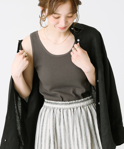 B.C STOCK(ベーセーストック)の「度詰めリブタンクトップ(タンクトップ・レディース・ホワイト/ブラック/ベージュ/グレー/オレンジ・FREE)」の3枚目の写真