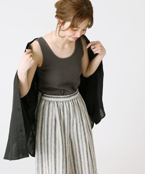 B.C STOCK(ベーセーストック)の「度詰めリブタンクトップ(タンクトップ・レディース・ホワイト/ブラック/ベージュ/グレー/オレンジ・FREE)」の7枚目の写真