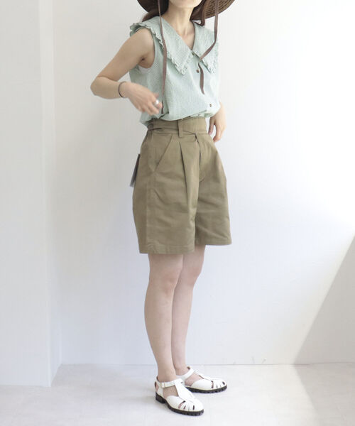 UNIVERSAL OVERALL(ユニバーサルオーバーオール)の「【UNIVERSAL OVERALL/ユニバーサルオーバーオール】GURKHA SHORTS グルカショーツ(その他パンツ・レディース・ブラック/カーキ/ベージュ・MEDIUM/SMALL)」の4枚目の写真