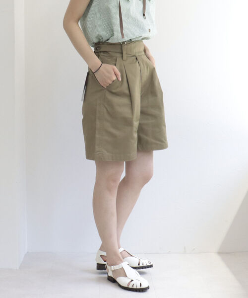 UNIVERSAL OVERALL(ユニバーサルオーバーオール)の「【UNIVERSAL OVERALL/ユニバーサルオーバーオール】GURKHA SHORTS グルカショーツ(その他パンツ・レディース・ブラック/カーキ/ベージュ・MEDIUM/SMALL)」の6枚目の写真