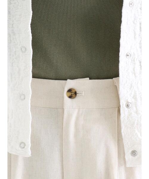 ehka sopo（エヘカソポ）の「リネン混タックショートパンツ(セットアップ可)（その他パンツ・レディース・ベージュ/グリーン/キナリ・ﾌﾘ-）」の4枚目の写真