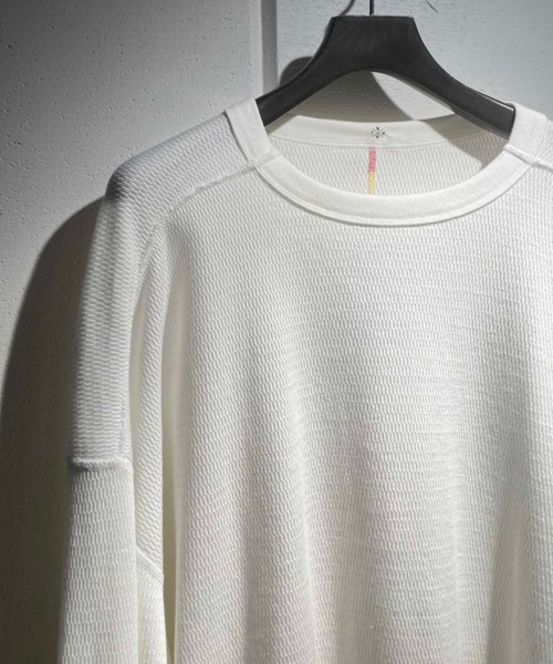 surt（サート）の「SURT/サート/Surt Reversible Thermal リバーシブルサーマルカットソー（Tシャツ/カットソー・メンズ・ホワイト/ブラック/グリーン・MEDIUM/LARGE）」の5枚目の写真