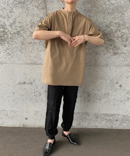 select MOCA by son(セレクトモカバイソン)の「レイヤードスタンドカラーシャツ(シャツ/ブラウス・レディース・ホワイト/ブラック/モカ・FREE)」の7枚目の写真