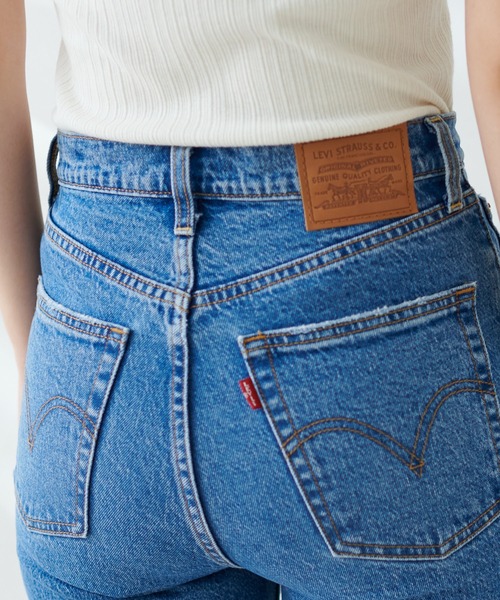 Levi's（リーバイス）の「LEVI'S /RIBCAGE CROP BOOT（デニムパンツ・レディース・ブルー・25/26/27）」の13枚目の写真