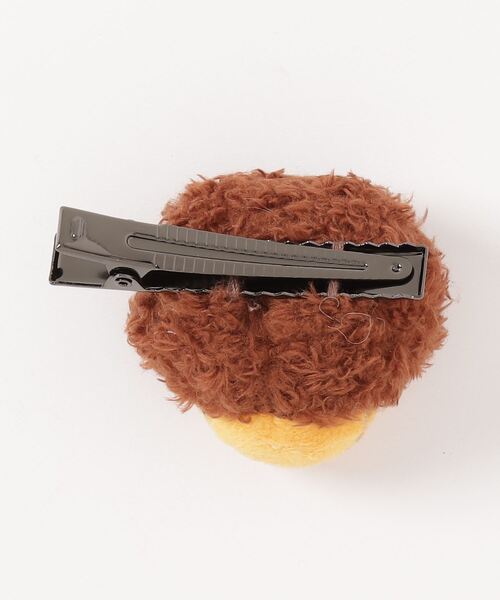 A BATHING APE（アベイシングエイプ）の「PLUSH DOLL HAIR PIN K（ヘアバンド・キッズ・ブラウン・FREE）」の2枚目の写真