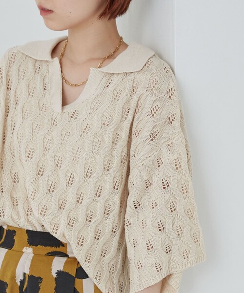 PUBLUX(パブリュクス)の「PUBLUX/パブリュクス ウェーブ編みスキッパーニットポロTシャツ(Tシャツ/カットソー・レディース・グリーン/ライトパープル/イエロー/ブラック/アイボリー・フリ-)」の14枚目の写真