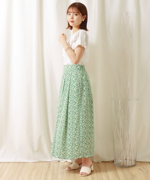 libelle more（リベル モア）の「デシン花柄タックフレアースカート（スカート・レディース・グリーン/ブラック/ベージュ・M）」の8枚目の写真