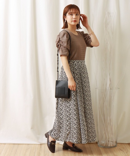 libelle more（リベル モア）の「デシン花柄タックフレアースカート（スカート・レディース・グリーン/ブラック/ベージュ・M）」の10枚目の写真