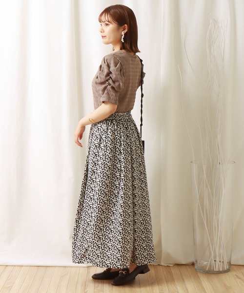 libelle more（リベル モア）の「デシン花柄タックフレアースカート（スカート・レディース・グリーン/ブラック/ベージュ・M）」の20枚目の写真