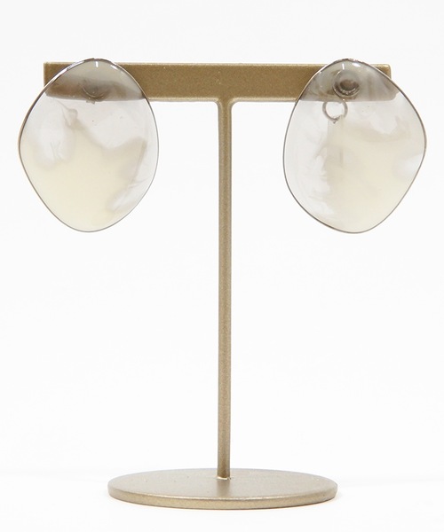 The Rule(ザルール)の「The Rule ザルール:Horn stud pierced earring:マーブル オーバルフォルムスタッドピアス(ピアス(両耳用)・レディース・ベージュ/グレー・FREE)」の7枚目の写真