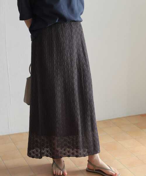 URBAN RESEARCH DOORS（アーバンリサーチドアーズ）の「『セットアップ対応』 透かし柄ニットスカート（スカート・レディース・チャコールグレー/カーキ・MEDIUM）」の21枚目の写真