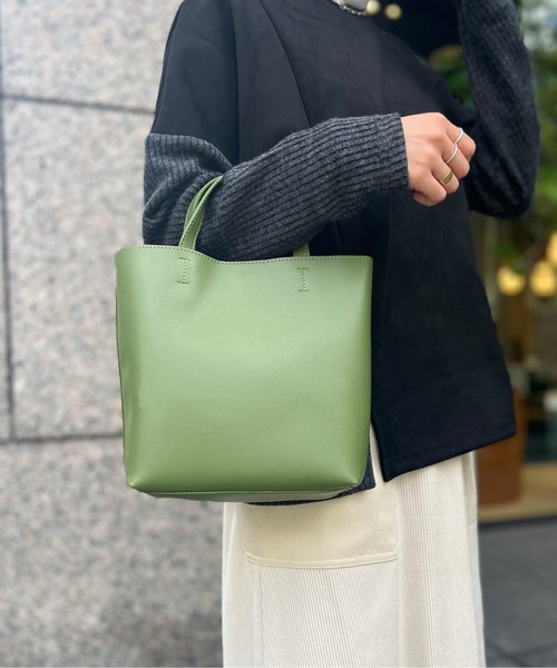 Chez toi(シェトワ)の「ミディーショルダー(ショルダーバッグ・レディース・ライトグレー/ブラック/アイボリー/グリーン系その他/ピンク系その他/モカ/グリーン・FREE)」の5枚目の写真