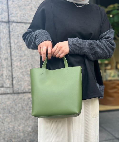 Chez toi(シェトワ)の「ミディーショルダー(ショルダーバッグ・レディース・ライトグレー/ブラック/アイボリー/グリーン系その他/ピンク系その他/モカ/グリーン・FREE)」の13枚目の写真