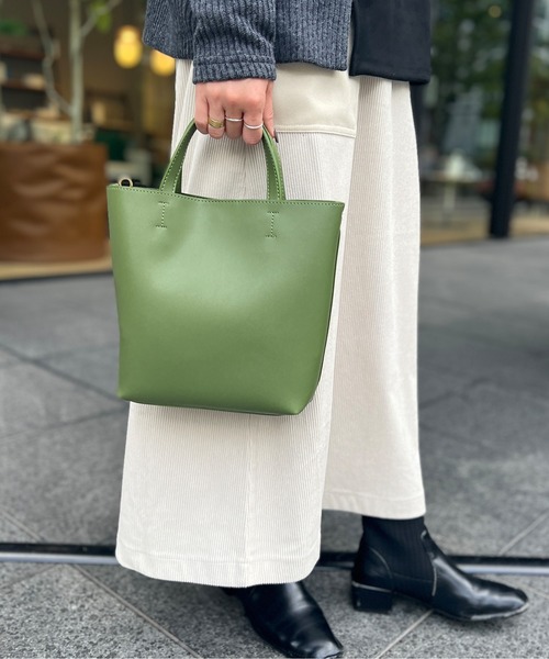 Chez toi(シェトワ)の「ミディーショルダー(ショルダーバッグ・レディース・ライトグレー/ブラック/アイボリー/グリーン系その他/ピンク系その他/モカ/グリーン・FREE)」の14枚目の写真