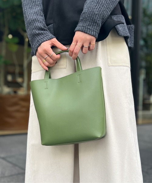 Chez toi(シェトワ)の「ミディーショルダー(ショルダーバッグ・レディース・ライトグレー/ブラック/アイボリー/グリーン系その他/ピンク系その他/モカ/グリーン・FREE)」の15枚目の写真