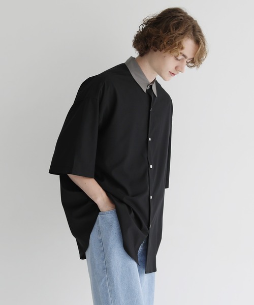 ETELIO(エテリオ)の「ビッグシルエットリラクシング5分袖クレリックシャツ(シャツ/ブラウス・メンズ・ブラック/グリーン/アイボリー/ワイン・S/M/L)」の2枚目の写真