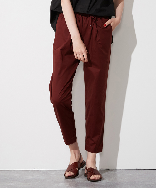 LE SOUK HOLIDAY(ルスークホリデー)の「タックテーパードパンツ(その他パンツ・レディース・ネイビー/ベージュ/ワイン/グリーン・M/L)」の4枚目の写真
