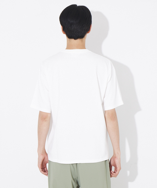 ABAHOUSE(アバハウス)の「サボテンカレッジロゴ Tシャツ(Tシャツ/カットソー・メンズ・ホワイト/ベージュ・46/48/50)」の6枚目の写真