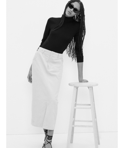 GAP（ギャップ）の「コーデュロイ マキシスカート（スカート・レディース・ブラウン/ホワイト系その他・2/0/4/6/8/10/00/000）」の8枚目の写真