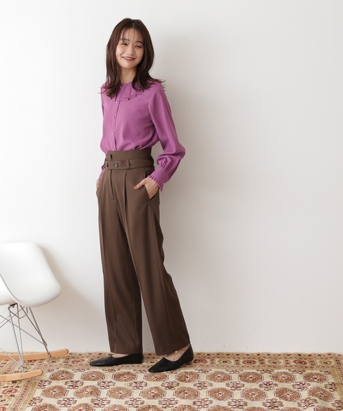 N.(N. Natural Beauty Basic)(エヌエヌナチュラルビューティーベーシック)の「【松井愛莉さん着用】◆デザインウエストストレートパンツ(その他パンツ・レディース・ブラウン/イエロー/ブルー・MEDIUM)」の5枚目の写真