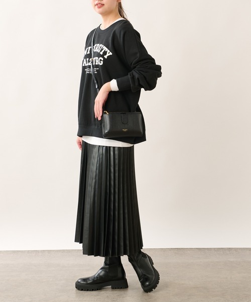 OUVRAGE CLASSE（ウヴラージュクラス）の「エコレザーアコーディオンプリーツスカート（スカート・レディース・ブラック/アイボリー/ベージュ・FREE）」の4枚目の写真