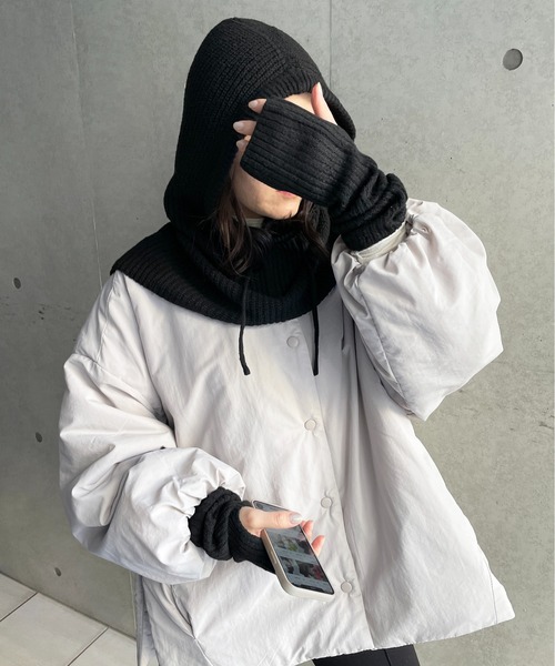 StyleSea（スタイルシー）の「フードデザインバラクラバ＆アームウォーマーセット（ネックウォーマー/スヌード・レディース・ブラック/ライトベージュ・FREE）」の15枚目の写真