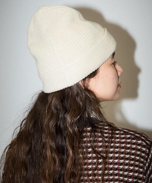 URBAN RESEARCH Sonny Label（アーバンリサーチサニーレーベル）の「OOPS　刺繍ニット帽（ニットキャップ/ビーニー・メンズ・オフホワイト/チャコールグレー/ブラック/カーキ・FREE）」の19枚目の写真