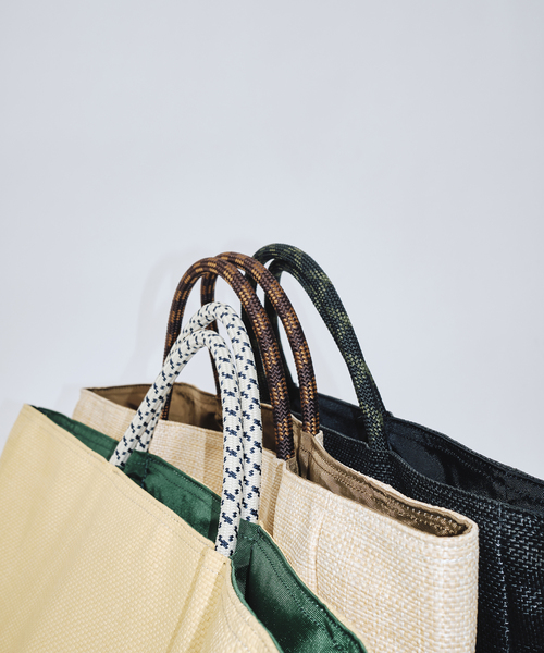 NOMADIS（ノマディス）の「【NOMADIS / ノマディス】SAC MESH リバーシブルバッグ（トートバッグ・メンズ・ブラック/アイボリー/ベージュ・FREE）」の10枚目の写真