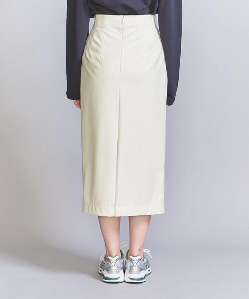 BEAUTY&YOUTH UNITED ARROWS（ビューティーアンドユースユナイテッドアローズ）の「フェイクレザー タイトスカート（スカート・レディース・オフホワイト/ブラック・S/M）」の5枚目の写真