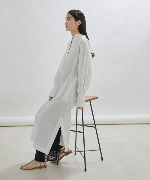 SALON adam et rope'(サロン アダム エ ロペ)の「レースアップボリュームスリーブワンピース(ワンピース・レディース・ブラック/ホワイト/グリーン系その他2・FREE)」の21枚目の写真