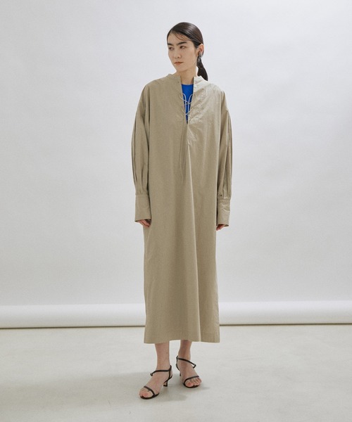 SALON adam et rope'(サロン アダム エ ロペ)の「レースアップボリュームスリーブワンピース(ワンピース・レディース・ブラック/ホワイト/グリーン系その他2・FREE)」の19枚目の写真