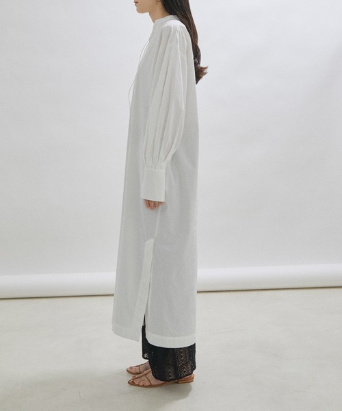 SALON adam et rope'(サロン アダム エ ロペ)の「レースアップボリュームスリーブワンピース(ワンピース・レディース・ブラック/ホワイト/グリーン系その他2・FREE)」の16枚目の写真