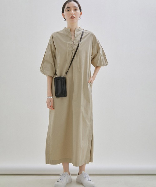 SALON adam et rope'(サロン アダム エ ロペ)の「レースアップボリュームスリーブワンピース(ワンピース・レディース・ブラック/ホワイト/グリーン系その他2・FREE)」の11枚目の写真