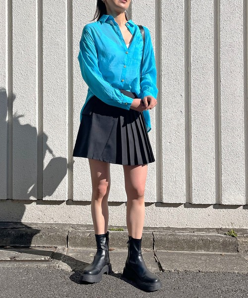 Jewelobe(ジュエローブ)の「アシンメトリー切り替えプリーツミニスカート(スカート・レディース・グレー/ホワイト/ブラック・M/S)」の5枚目の写真