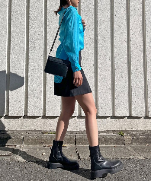 Jewelobe(ジュエローブ)の「アシンメトリー切り替えプリーツミニスカート(スカート・レディース・グレー/ホワイト/ブラック・M/S)」の8枚目の写真