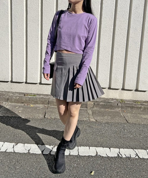 Jewelobe(ジュエローブ)の「アシンメトリー切り替えプリーツミニスカート(スカート・レディース・グレー/ホワイト/ブラック・M/S)」の21枚目の写真