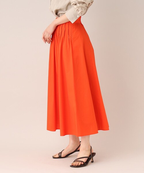UNTITLED（アンタイトル）の「◆【１枚で着映える／洗える】ピンタック ボリュームフレアスカート（スカート・レディース・オレンジ/ライトベージュ/オフホワイト・01/50/42/44/02/46/03/04/00/48）」の14枚目の写真