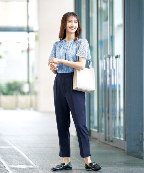 【セール】【洗える】スリットテーパードパンツ（その他パンツ）｜Tiaclasse（ティアクラッセ）