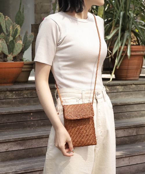 DRAGON（ドラゴン）の「DRAGON/ドラゴン PHONE CROSS BODY ショルダーバッグ ミニバッグ（ショルダーバッグ・メンズ・タン/グレー/ブラック/ホワイト・FREE）」の17枚目の写真