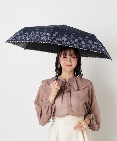 新品★ランバンコレクション★スカラップ刺繍晴雨兼用折りたたみ日傘 雨傘★ブラック LANVIN collection（ランバン コレクション）の「晴雨兼用