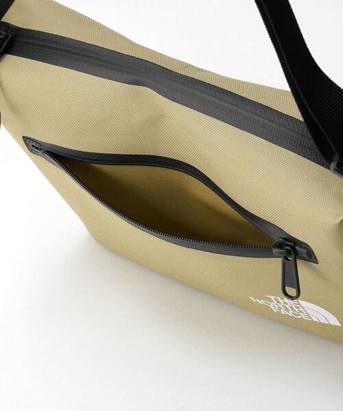THE NORTH FACE（ザノースフェイス）の「＜THE NORTH FACE＞フィルデンス クーラーポーチ（アウトドアグッズ・メンズ・ブラック/ベージュ・FREE）」の3枚目の写真