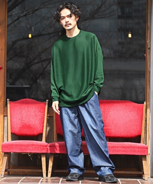 LUXSTYLE(ラグスタイル)の「ミラノリブクルーネックBIGニットソー(ニット/セーター・メンズ・グリーン/ブラウン/ホワイト/チャコール/ブルー/ブラック/ワイン/グレイッシュベージュ・M/L)」の13枚目の写真