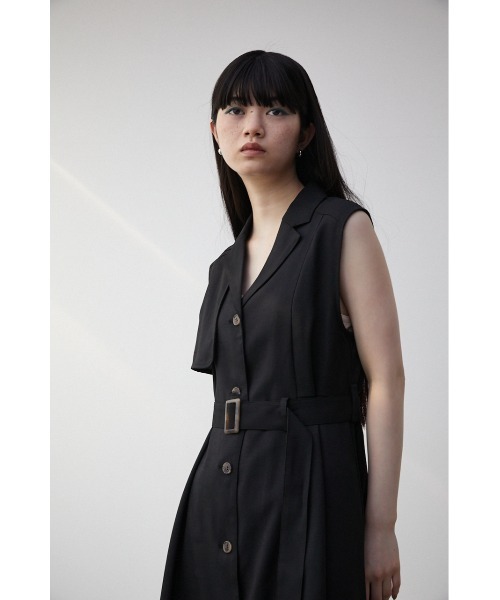 AZUL by moussy（アズールバイマウジー）の「SINGLE FLAP GILET ONEPIECE/シングルフラップジレワンピース（ワンピース・レディース・ライトカーキ/ブラック/ライトベージュ・SMALL/MEDIUM）」の4枚目の写真